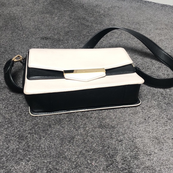 Cream and black Kate Spade shoulder bag - Picture 5 of 8